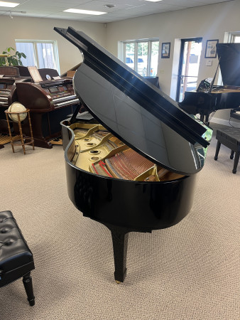1993 Yamaha G2 grand piano